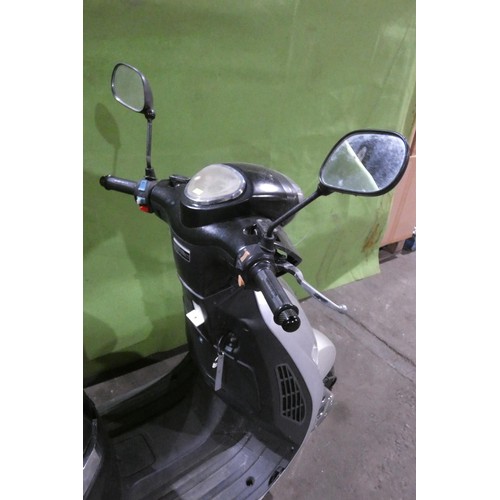 6237 - Lambretta 50N Moped, Reg: DP57 BBO 01/04/2016, 4,101 miles, V5 present  Mot expired 27/03/2023, Non ... 