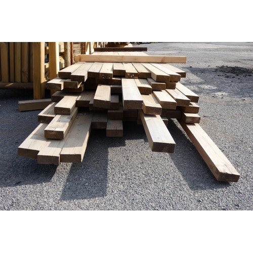 6326 - A quantity of timber comprising of approx 9 x 4.5cm lenghts very up to 540 cm (bottom stack)