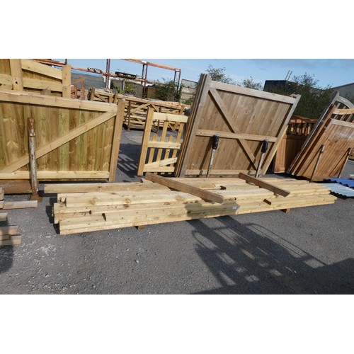 6328 - A quantity of various timber to include approx 4.5 x 4.5, 9.5 x 4.5 and 14.5 etc, lengths vary up to... 