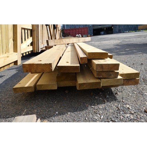 6328 - A quantity of various timber to include approx 4.5 x 4.5, 9.5 x 4.5 and 14.5 etc, lengths vary up to... 