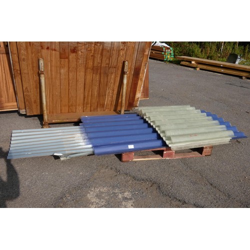 6329 - A quantity of various roof sheets to include galvanized and plastic sheets, lengths vary from approx... 