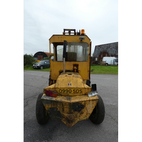 6241 - McCormick International Rough Terrain Overlander Forklift. Reg Q990 SDS and KVK 857L neither recogni... 