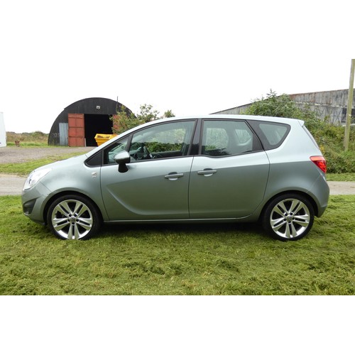 6245 - Vauxhall Meriva Excite MPV Silver, Reg WJ61 TFE, 21/11/2011, 5 spd manual petrol 1398cc, New MoT 24/... 