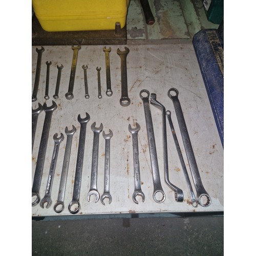 5740 - 30 x various Snap On spanners. Not practical to list in detail so please view or see photographs