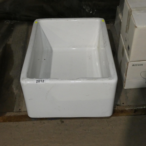 2012 - 1 x white ceramic Belfast type sink approx 45 x 60 x 26cm high