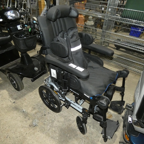 2068 - 1 x Invacare Rea Azalea battery powered wheel chair (walk behind type as controls / brakes are on re... 