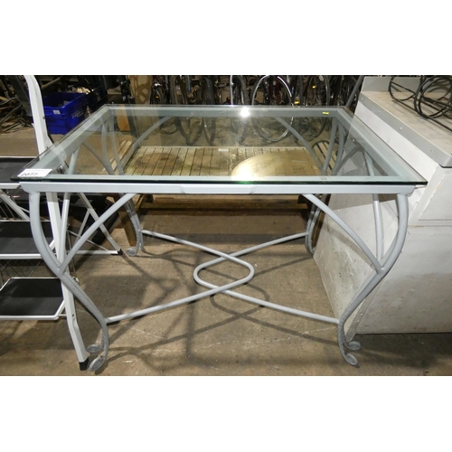 2077 - 1 x metal / glass table approx 100 x 61 x 86cm high