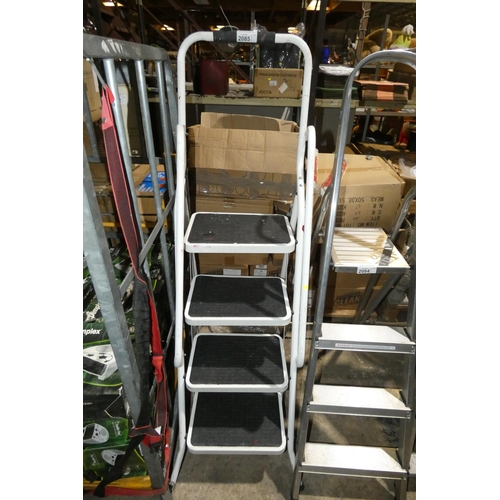 2085 - 1 x white metal folding step ladder