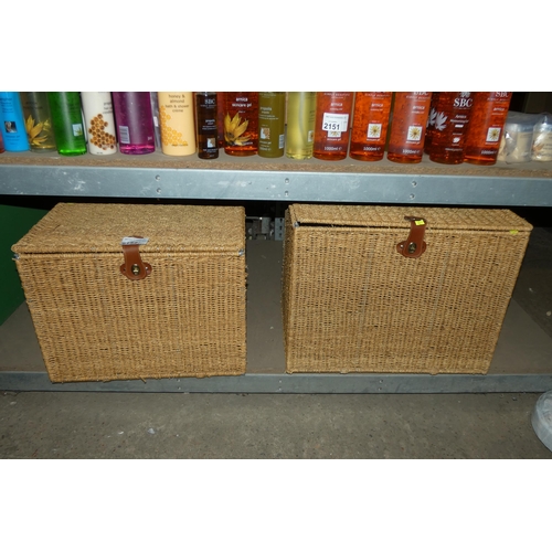 2152 - 2 x baskets with lift up lids comprising 1 at approx 60 x 42 x 47cm high and 1 at approx 55 x 36 x 4... 