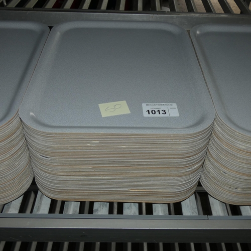1013 - A quantity of approx 50 grey food trays