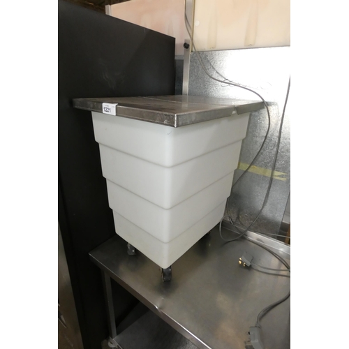 1221 - A mobile flour bin with stainless steel lid