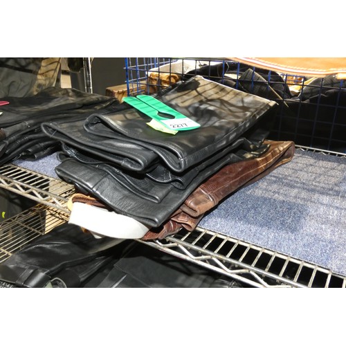 2277 - 3 x various pairs of leather trousers size 34