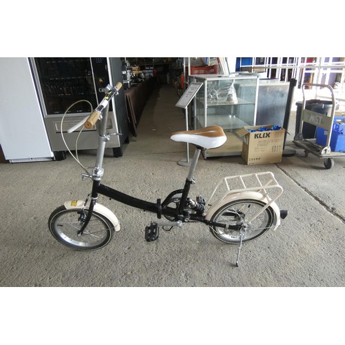 2138 - 1 x Hemingway Design folding bicycle