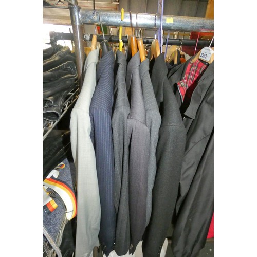 2281 - 5 x various men's suits and 1 x jacket. Not practical to list in detail so please view or see photog... 