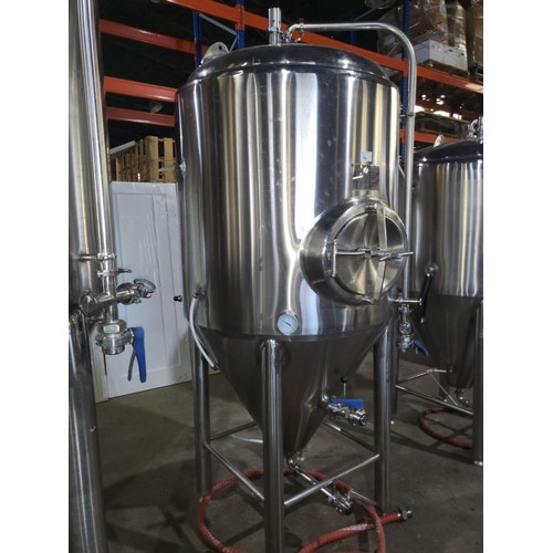 14 - 1 s/s 1000 litre Fermenter Twin jacket with operating pressure of 3 bar, Tank operating pressure 1 B... 