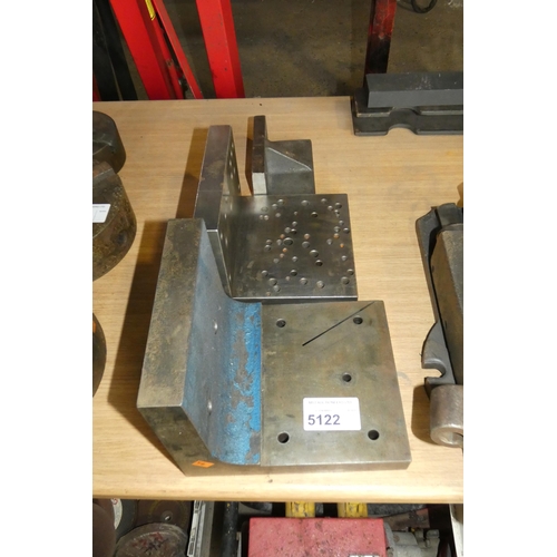 5122 - 3 x various angle plates ( biggest is approx 8 x 10 inch)