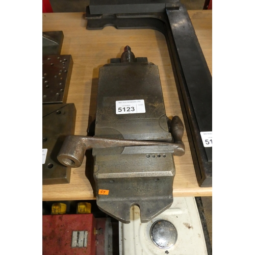 5123 - 1 x 6 inch machine vice with handle