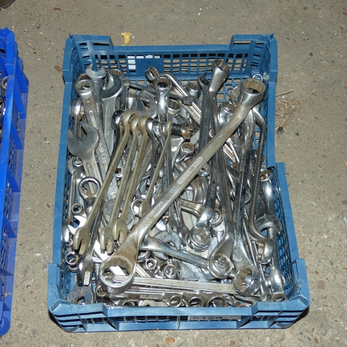 5129 - A quantity of various spanners. Please note that the plastic crate is included