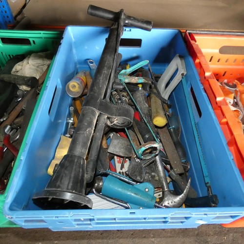 5207 - A quantity of various hand tools. Not practical to list in detail so please view or see photographs ... 