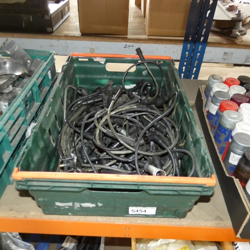 5454 - A quantity of various ignition leads. Please note that the plastic crate is not included