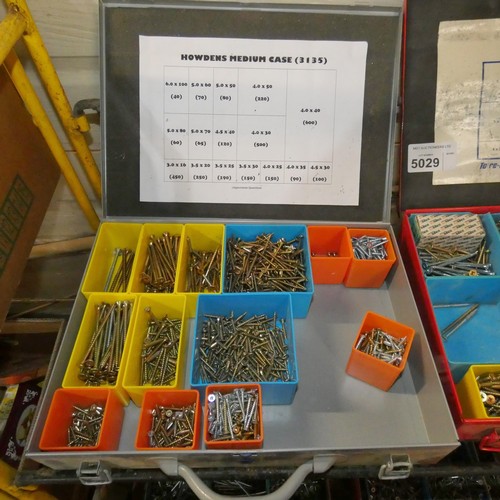 5029 - 2 x metal screw selection cases containing a quantity of various screws. Contents of 1 shelf