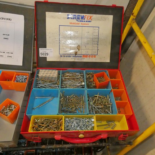 5029 - 2 x metal screw selection cases containing a quantity of various screws. Contents of 1 shelf