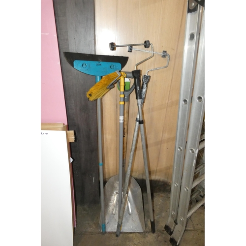 5751 - 1 x Abru 3-way aluminium ladder and a small quantity of various long handled tools including a shove... 