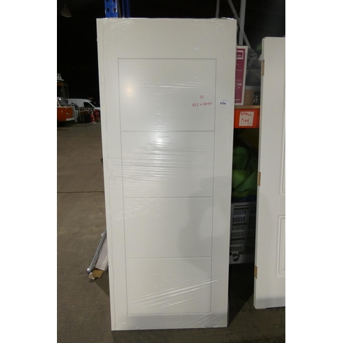 5798 - 2 doors comprising 1 at door approx 825 x 2040mm and 1 at approx 762 x 1981mm