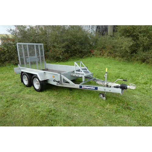 6053 - A 2022 Indespension Plant trailer, twin axle, with drop down ramp, type AD200, 2700KG capacity, bed ... 