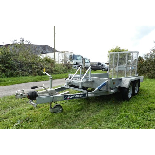 6053 - A 2022 Indespension Plant trailer, twin axle, with drop down ramp, type AD200, 2700KG capacity, bed ... 