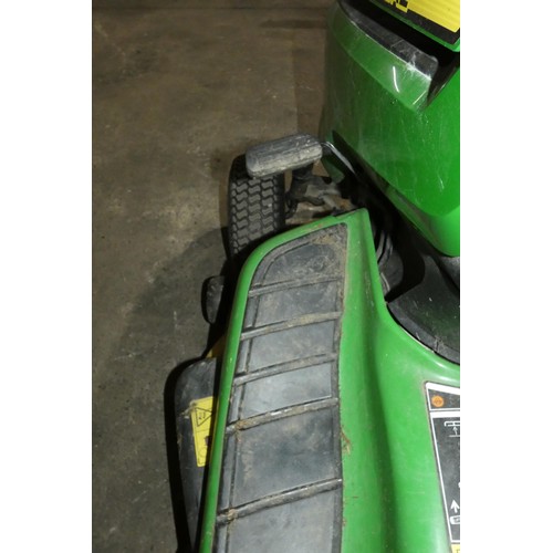 5997 - 1 x John Deere X350R ride on lawn mower with a Kawasaki SRB3/P V-0113 petrol engine manufactured 08/... 