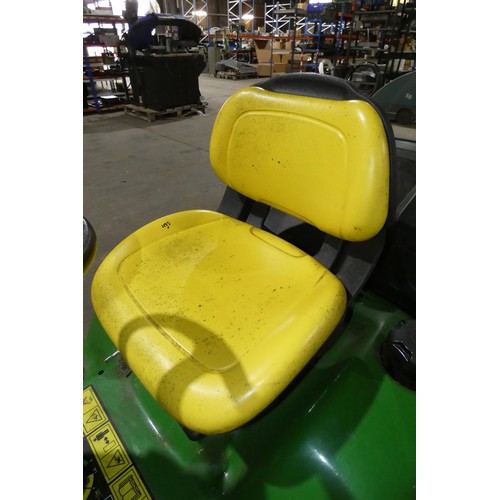 5997 - 1 x John Deere X350R ride on lawn mower with a Kawasaki SRB3/P V-0113 petrol engine manufactured 08/... 