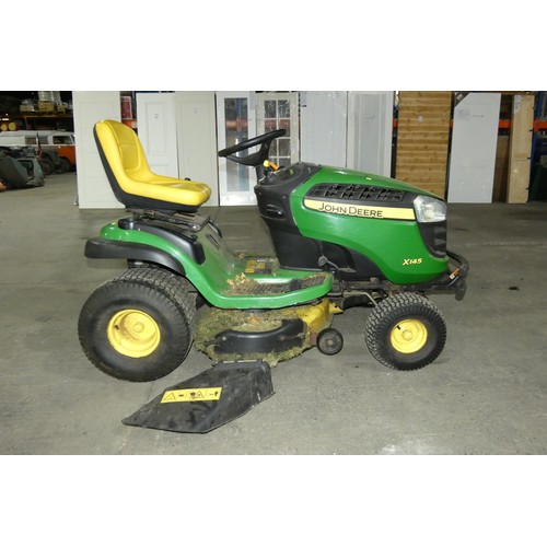 5996 - 1 x John Deere X145 ride on lawn mower with a John Deere 195 500cc petrol engine, digital hour meter... 