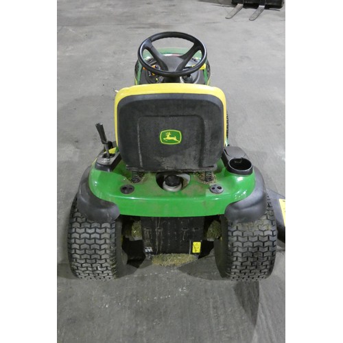 5996 - 1 x John Deere X145 ride on lawn mower with a John Deere 195 500cc petrol engine, digital hour meter... 