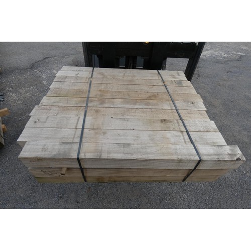 6009 - 30 wooden posts each measuring approximately 10 cm x 10 cm x 120cm - top stack