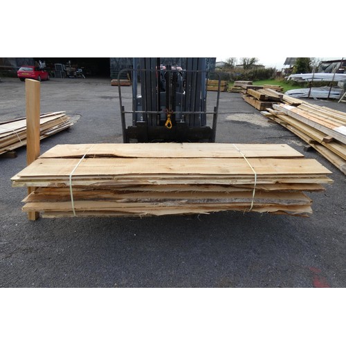 6026 - A quantity of waney edge board measuring up to approx 250 cm long - middle stack - believed to be Ce... 