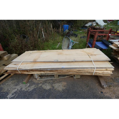 6027 - A quantity of waney edge board measuring up to approx 250 cm long - bottom stack - believed to be Ce... 