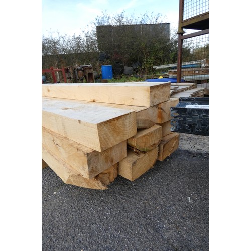 6029 - 10 lengths of timber measuring approximately 20 cm x 10 cm x 250 cm believed to be Cedar