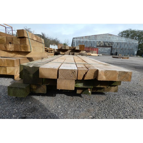 6039 - A quantity of various timber comprising of mostly 12 cm x 7.5 cm x 240 cm - bottom stack