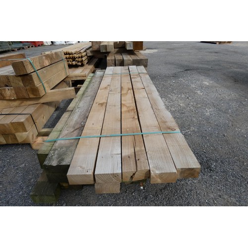 6039 - A quantity of various timber comprising of mostly 12 cm x 7.5 cm x 240 cm - bottom stack