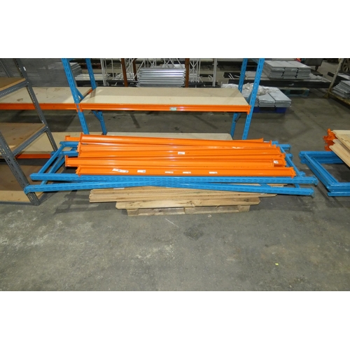 5954 - A run of 2 bays (3 uprights) of orange / blue metal boltless stores type racking comprising of 3 upr... 