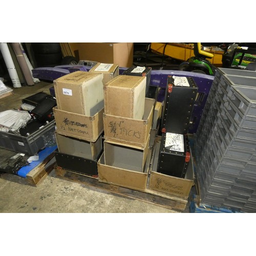 5876 - 1 pallet containing 25 x fibre board storage boxes each approx 40 x 30 x 20cm high