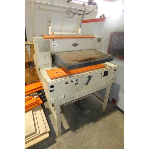 5882 - 1 x Ideal Forte 521/E/1 powered paper / card guillotine 240v YOM 1970, max cut width approx 52cm sup... 