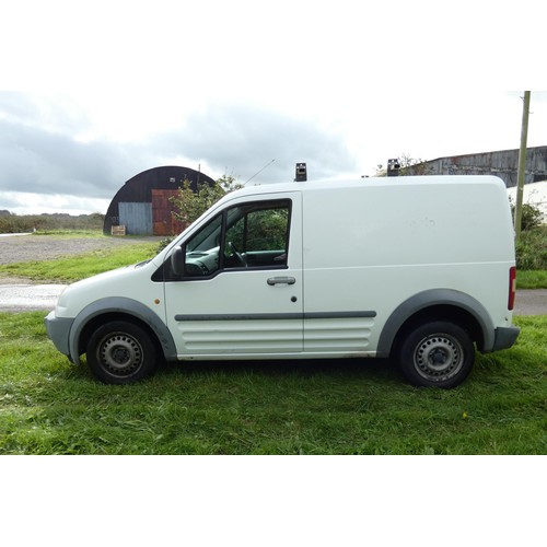 3 - Ford Transit Connect  L200 TD SWB Van,  White, Reg: HX53 ZGZ, 1st reg. 10/02/2004, 5 spd manual dies... 