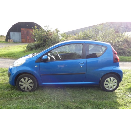 7 - Blue Peugeot 107 active 3 dr hatchback Blue, Reg: WJ13 WLB, 1st reg 31/03/2013, 5 spd manual petrol ... 