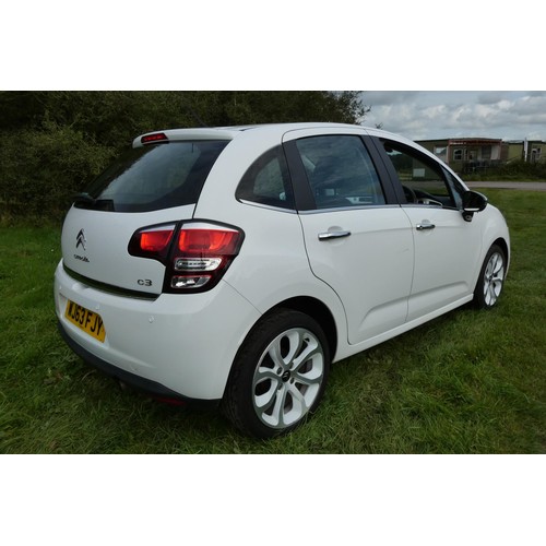 8 - Citroen C3 Selection Special Ed. 1.2VTI 5 dr hatchback White, reg: WJ63 FJY, 1st reg 28/09/2013, 5 s... 