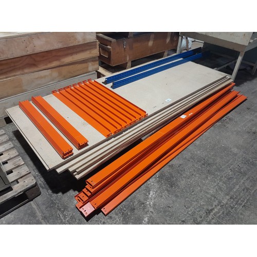 5881 - 2 x free standing bays of blue /orange metal boltless stores type racking each bay approx 200cm high... 