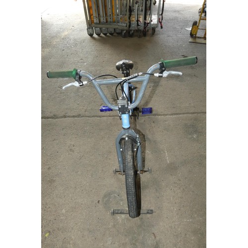 2109 - 1 x Kuwahara Bravo BMX bike - 20 inch