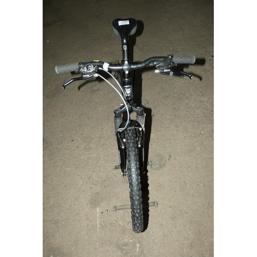 2111 - 1 x Haro Flightline child's mountain bike - 24 inch. Please note that no crank, chain or pedals are ... 