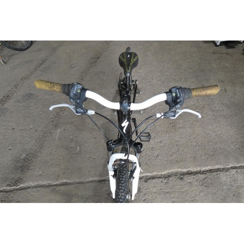 2117 - 1 x Specialized Hotrock child's mountain bike - 24 inch